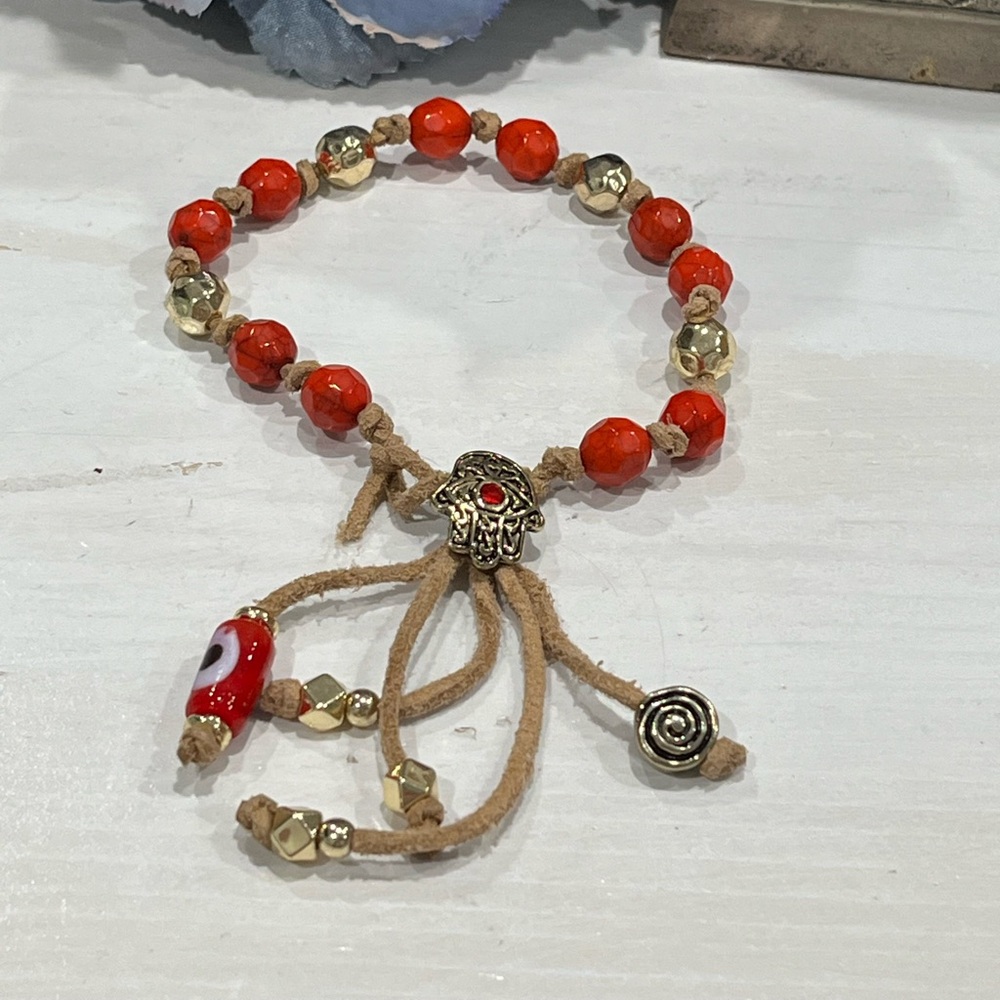 Charm Bracelet leather with metals, glass & red beads - Hamsa‎